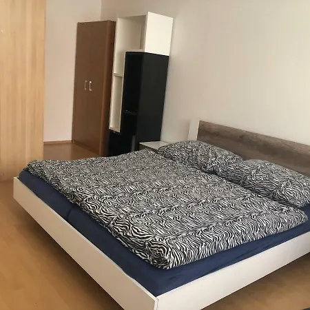 Moonstreet براتسيلافا